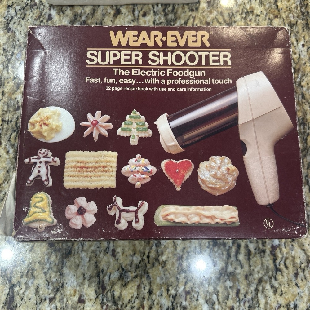 Wear Ever Super Shooter Electric Cookie Pastry Press Gun In Box #70123 Vintage